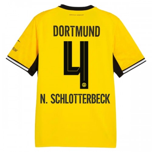 Oficiální Fotbalový Dres Borussia Dortmund N. Schlotterbeck 4 Domácí 2026-27 pro Muži Oficiální Fotbalový Dres Borussia Dortmund N. Schlotterbeck 4 Domácí 2026-27 pro Muži