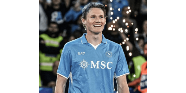 McTominayova pozoruhodná proměna: z vyvrhele Manchesteru United na nominovaného na Zlatý míč