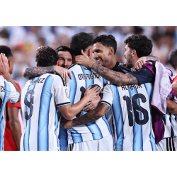 Messi se opět zapsal do historie mistrovství světa, Argentina postupuje do semifinále