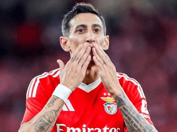 Di Maria skóroval dvakrát, Benfica stíhá lídra Di Maria skóroval dvakrát, Benfica stíhá lídra