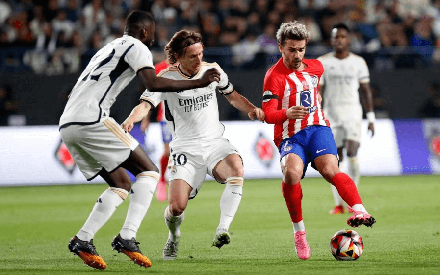 Griezmann korunoval nejlepšího střelce všech dob Atlética Madrid Griezmann korunoval nejlepšího střelce všech dob Atlética Madrid