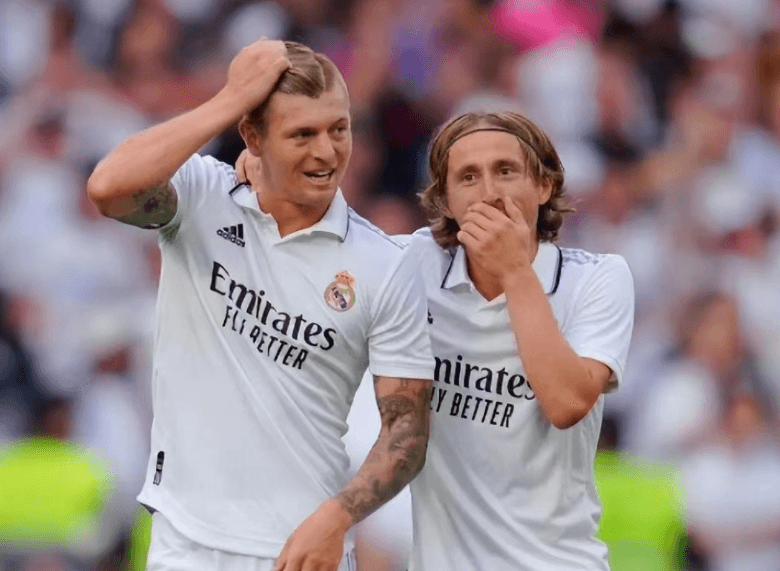 Modrič prodlužuje smlouvu na jeden rok a očekává se, že v Realu Madrid skončí Modrič prodlužuje smlouvu na jeden rok a očekává se, že v Realu Madrid skončí