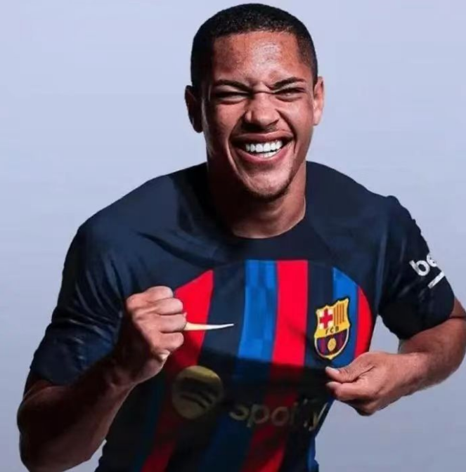 Barcelona podepsala smlouvu s 18letým brazilským zázrakem Barcelona podepsala smlouvu s 18letým brazilským zázrakem