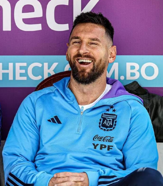 Messi chybí, Di Maria vede Argentinu k vítězství 3:0 nad Bolívií Messi chybí, Di Maria vede Argentinu k vítězství 3:0 nad Bolívií
