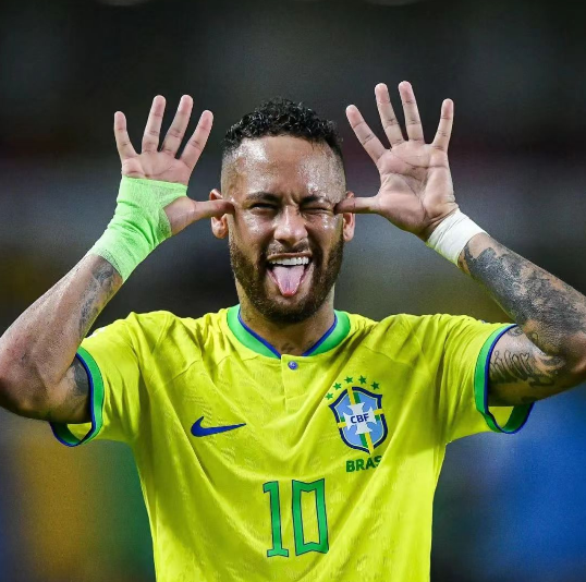 Neymar předčil Pelého a stal se historicky nejlepším střelcem Brazílie Neymar předčil Pelého a stal se historicky nejlepším střelcem Brazílie